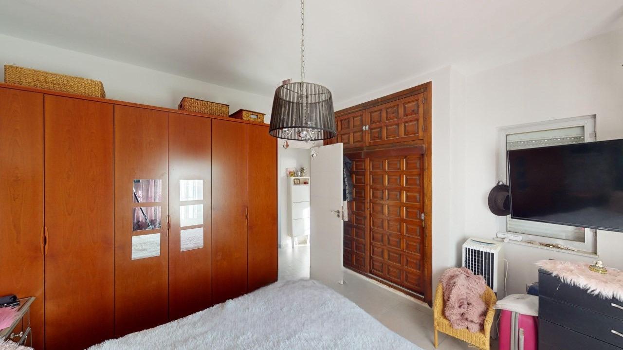 Chalet te koop in Benajarafe