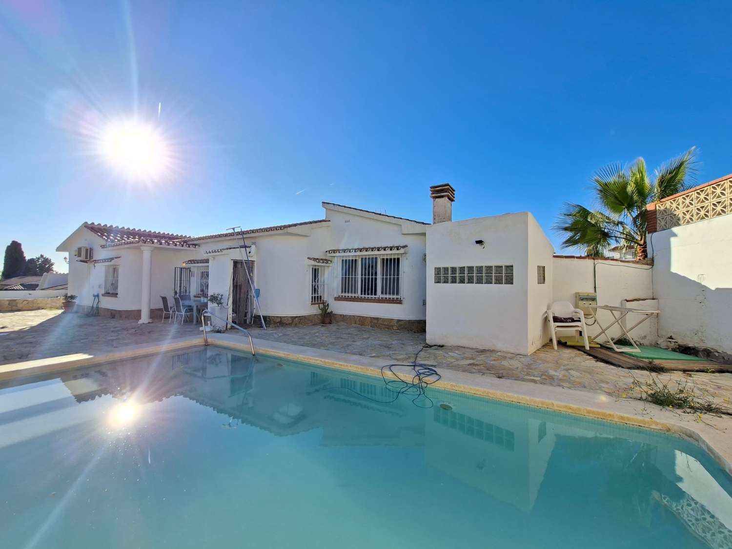 Chalet te koop in Benajarafe