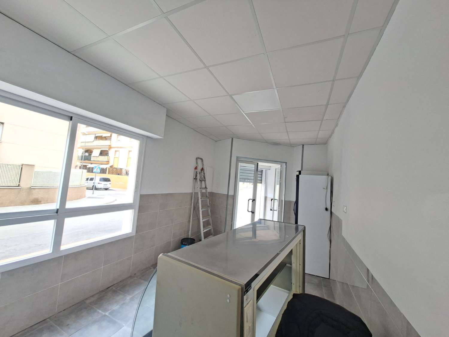 اعمال للبيع في Zona Hispanidad-Vivar Téllez (Vélez-Málaga)