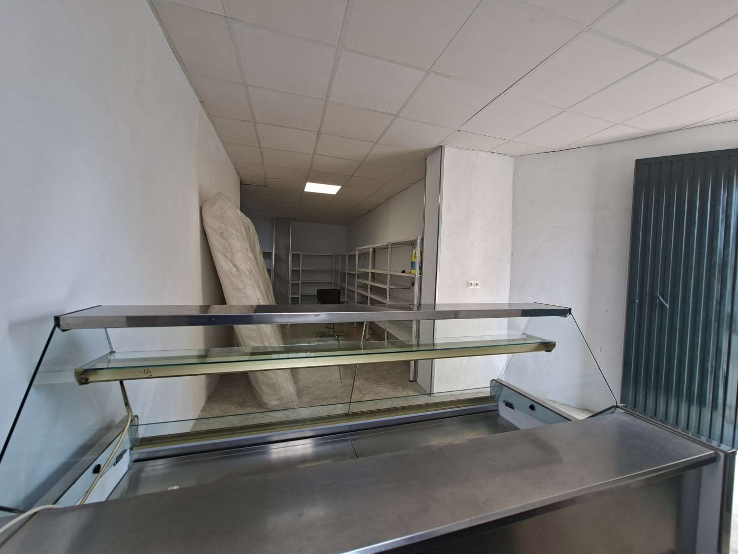 اعمال للبيع في Zona Hispanidad-Vivar Téllez (Vélez-Málaga)