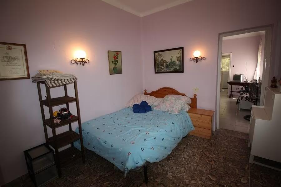 Villa en bord de mer à Benajarafe avec grand terrain urbain