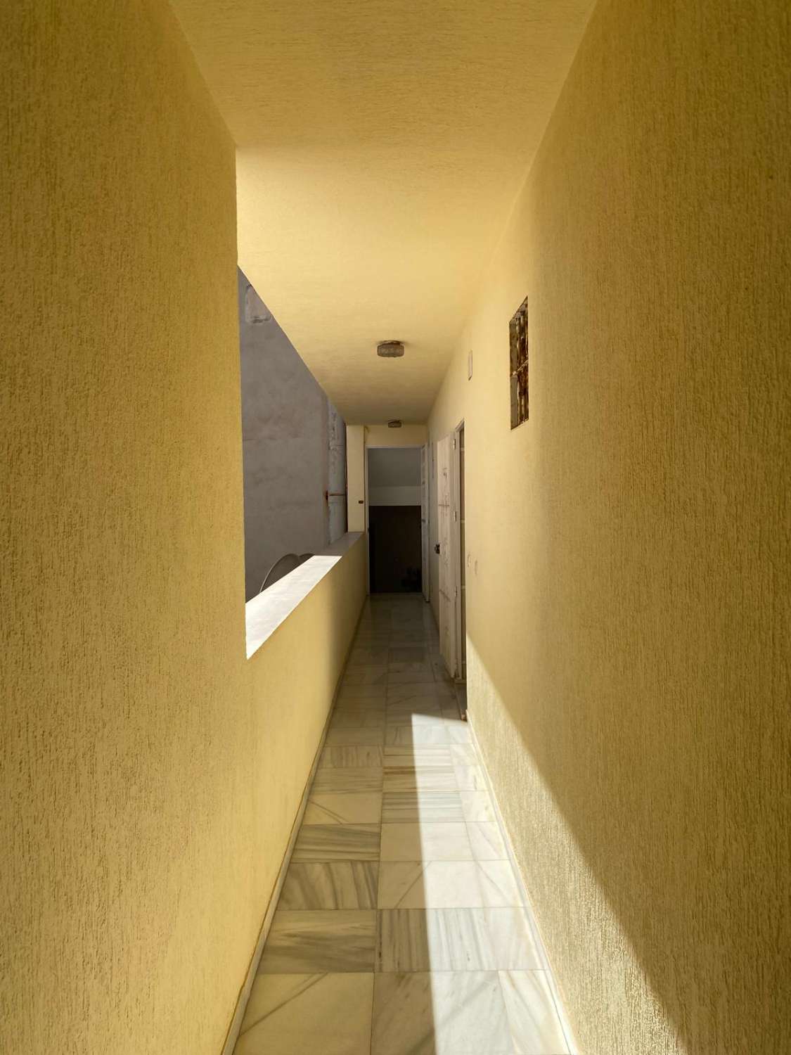 Piso 2 dormitorios  en  Nerja