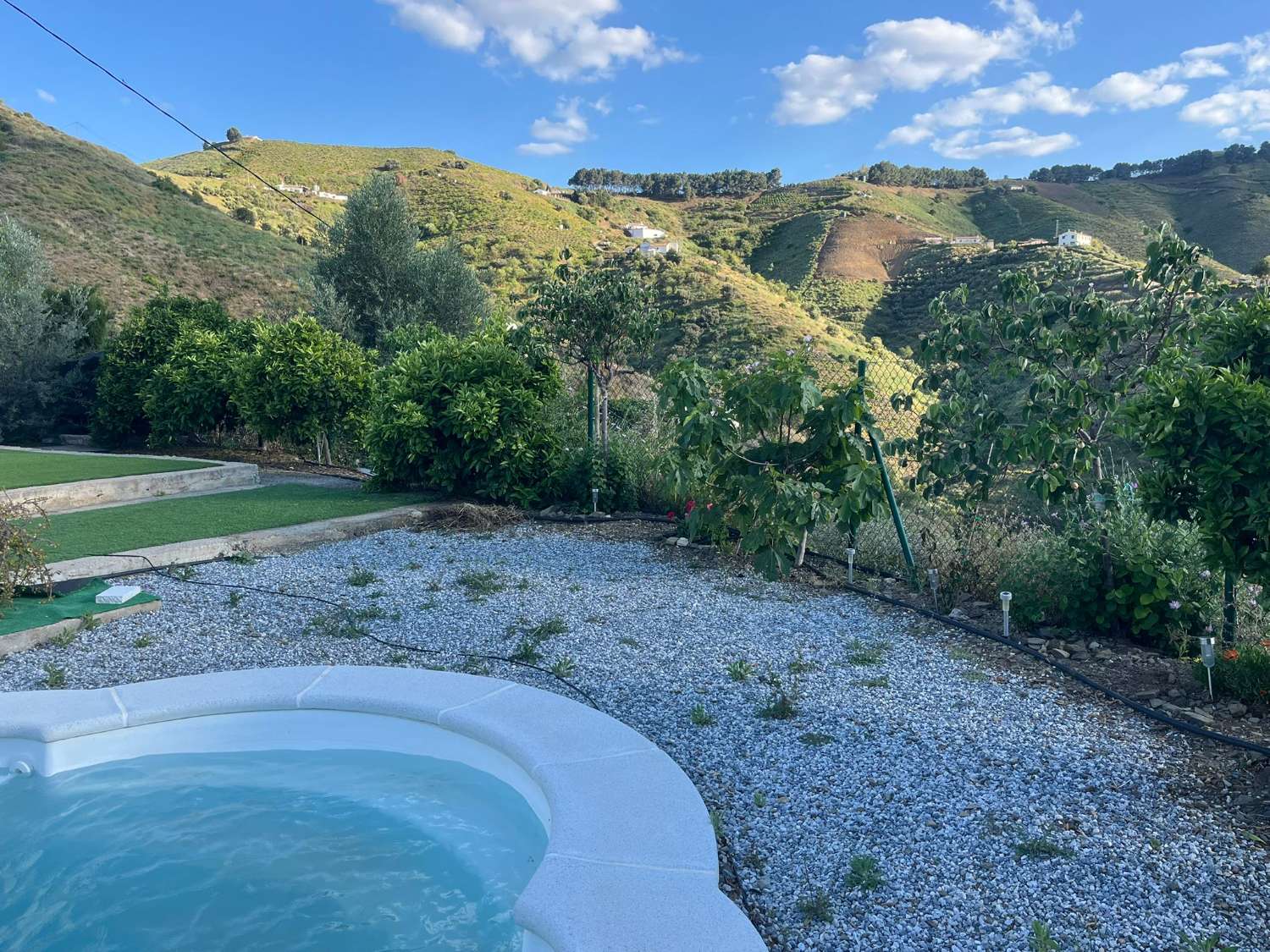 Lantligt hus i Benamargosa