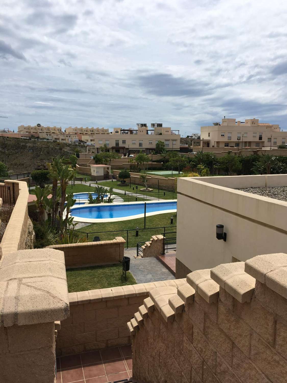 منزل للبيع في Almayate