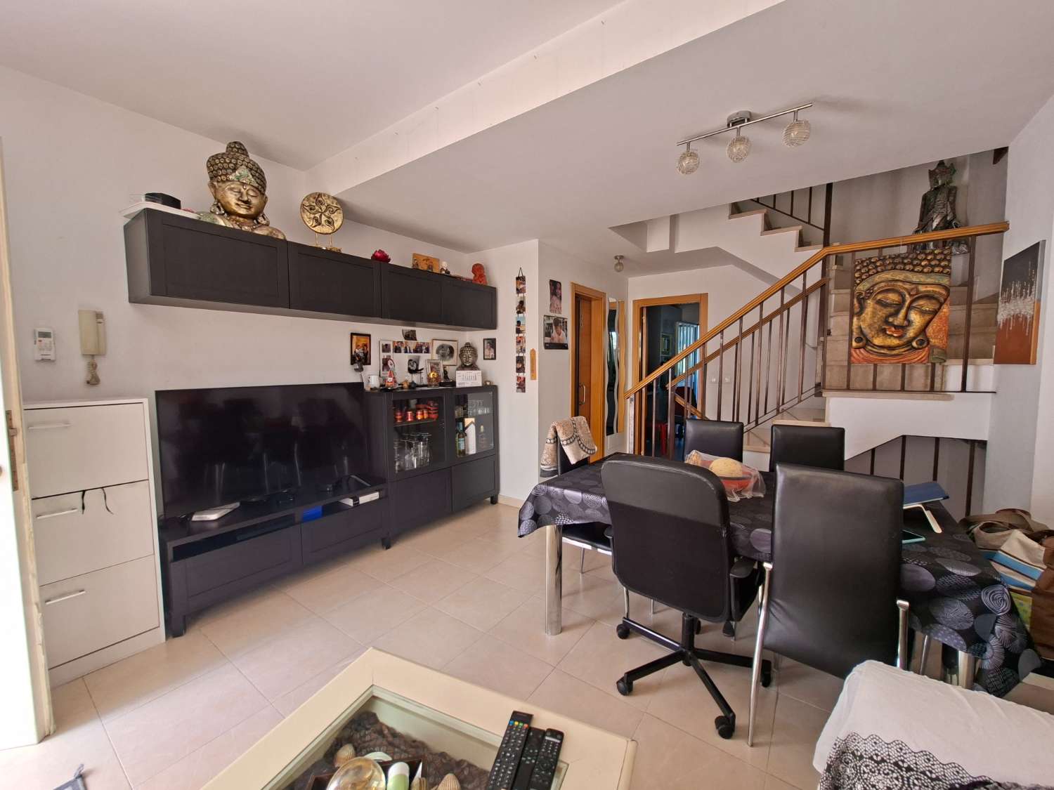 منزل للبيع في Almayate