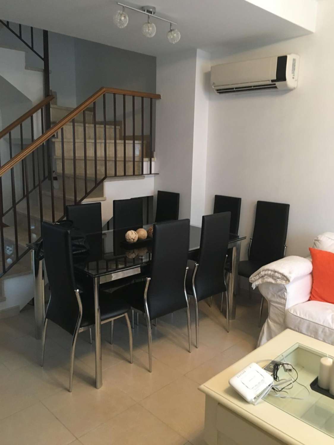 منزل للبيع في Almayate