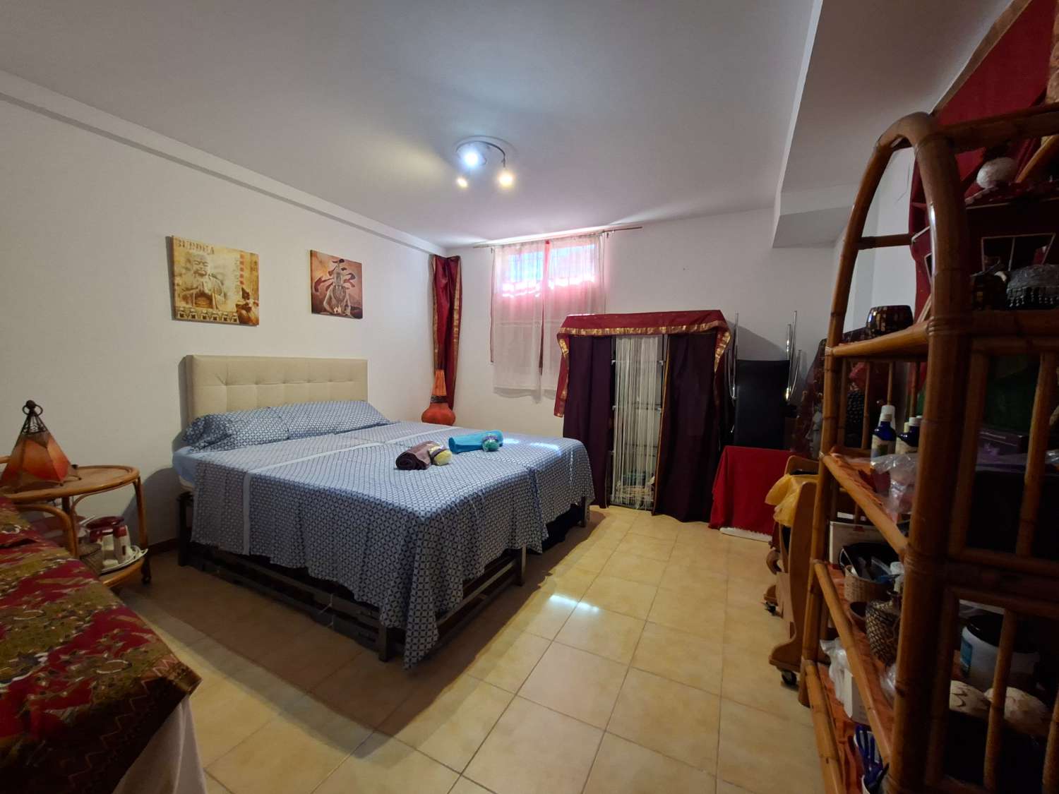 منزل للبيع في Almayate