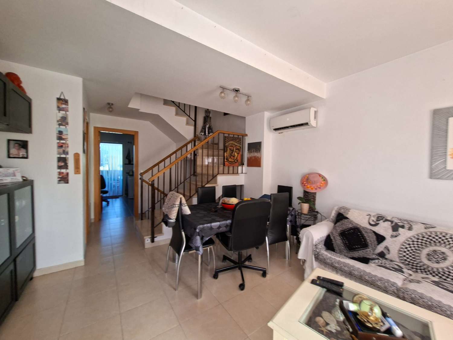 منزل للبيع في Almayate