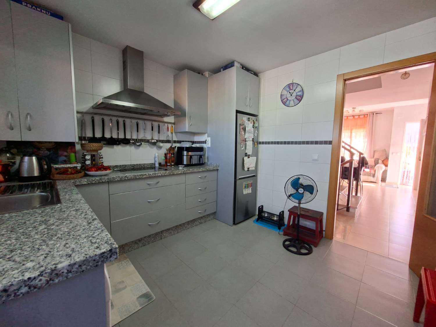 منزل للبيع في Almayate