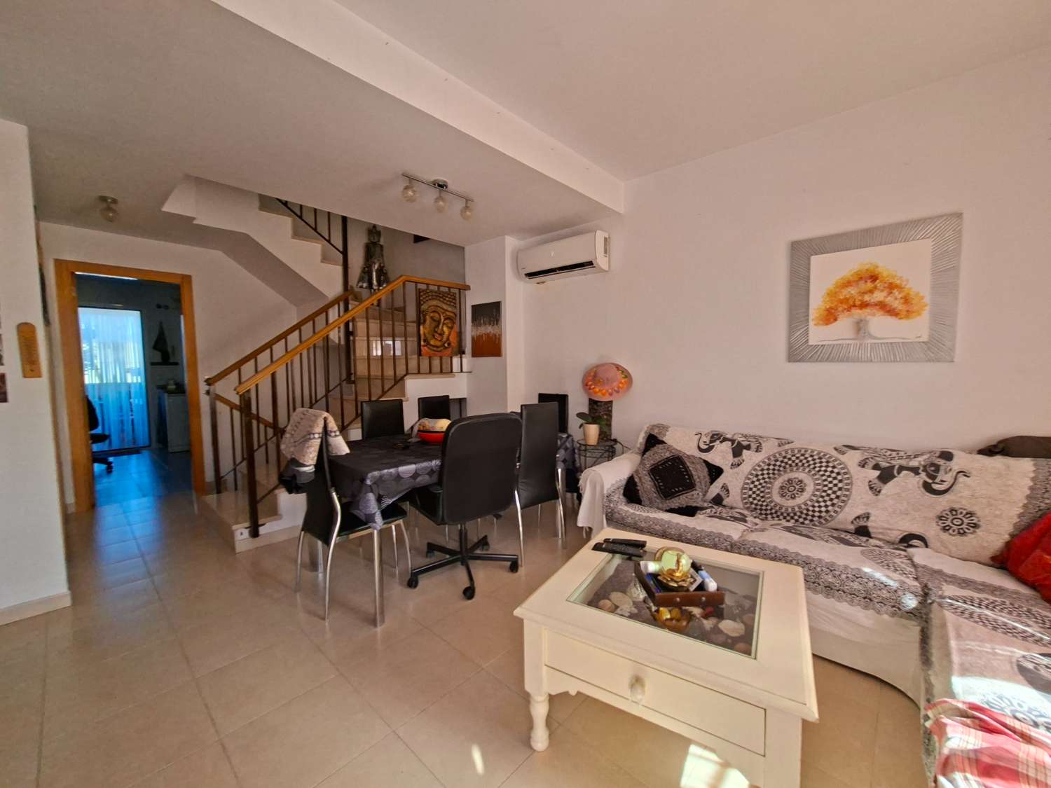 منزل للبيع في Almayate