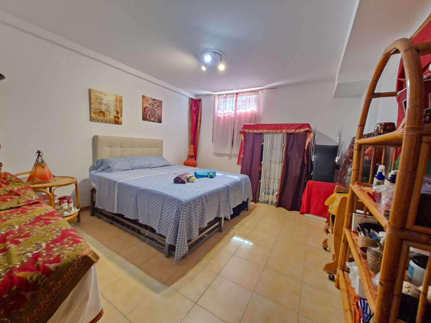 منزل للبيع في Almayate