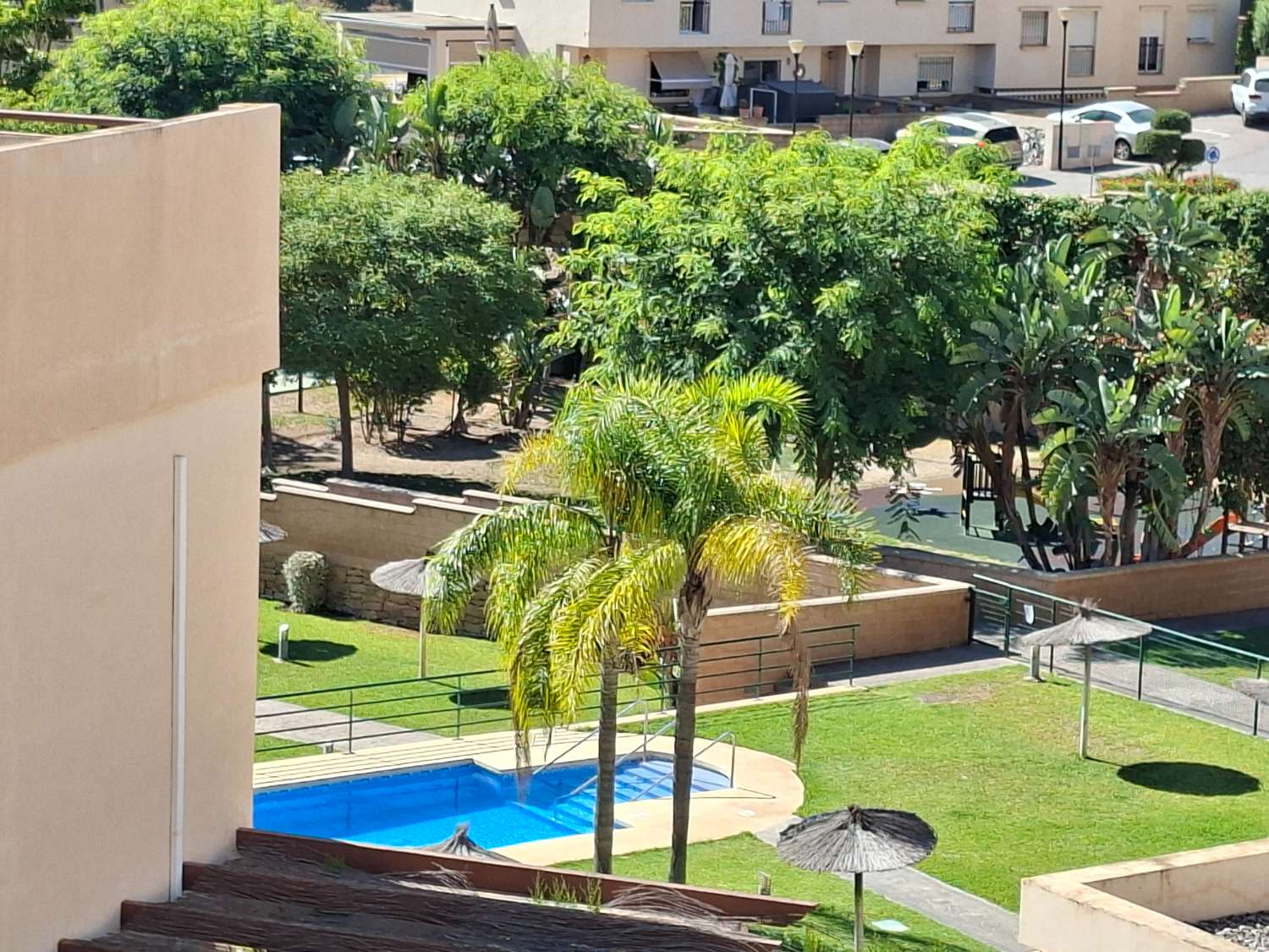 منزل للبيع في Almayate