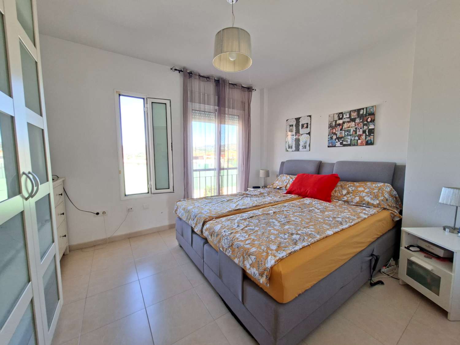 منزل للبيع في Almayate