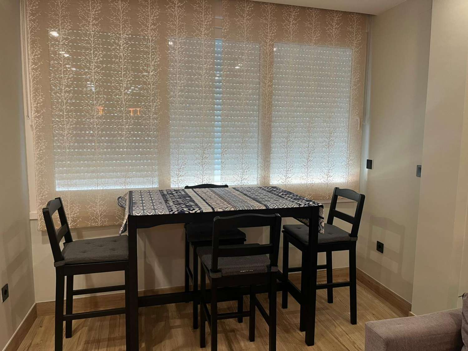 Wohnung mit 3 Schlafzimmern und 2 Badezimmern an der Plaza de Axarquía in Torre del Mar