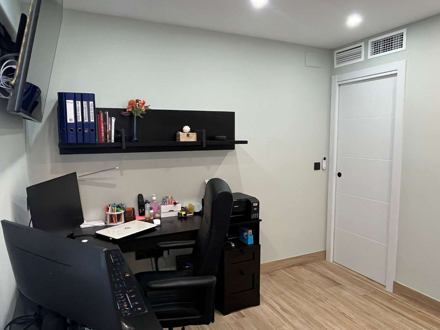 Wohnung mit 3 Schlafzimmern und 2 Badezimmern an der Plaza de Axarquía in Torre del Mar