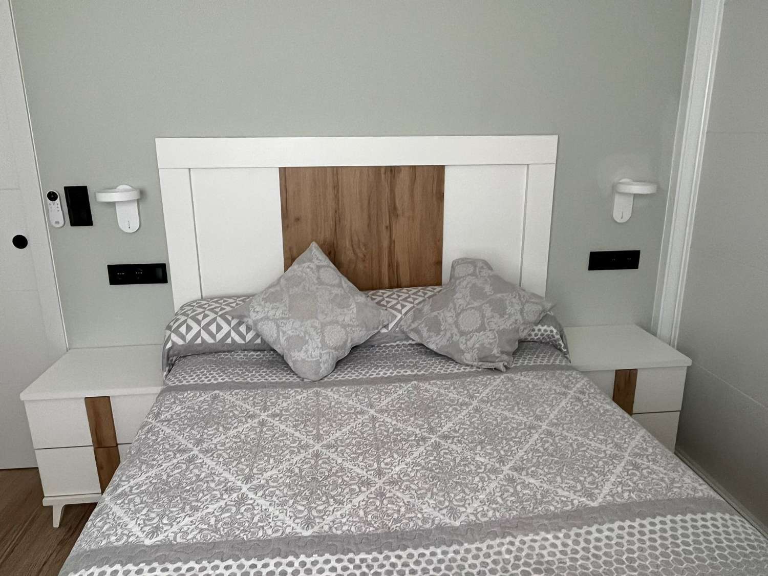 Wohnung mit 3 Schlafzimmern und 2 Badezimmern an der Plaza de Axarquía in Torre del Mar