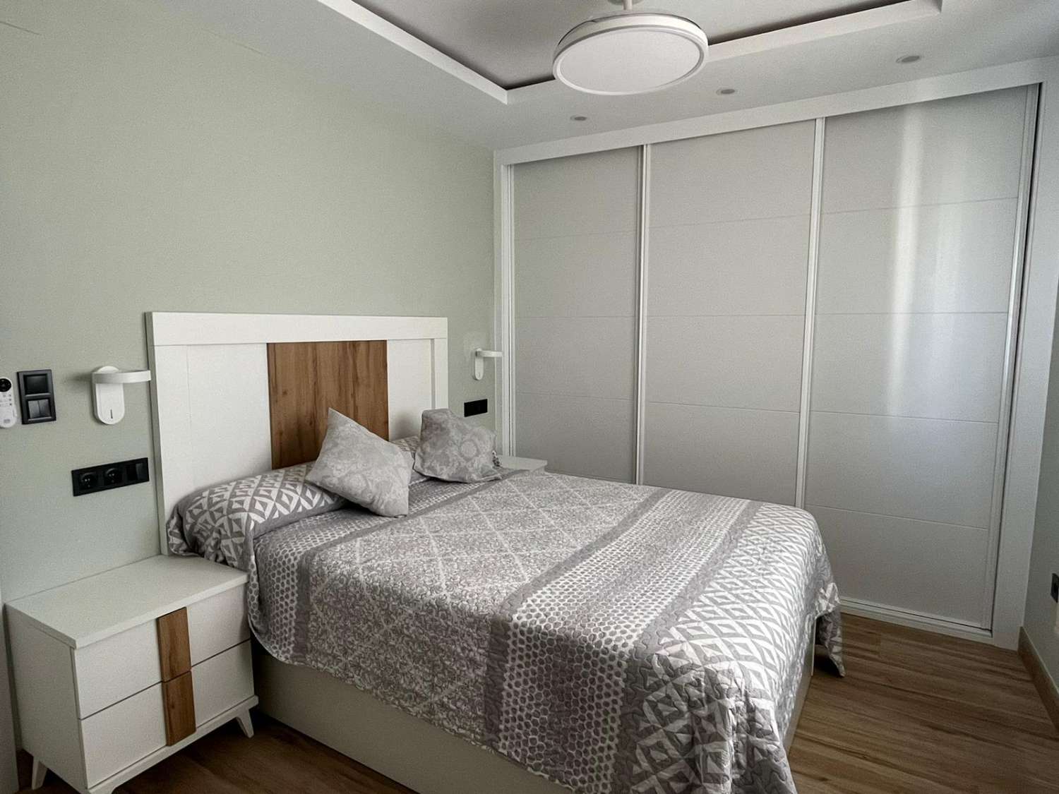 Wohnung mit 3 Schlafzimmern und 2 Badezimmern an der Plaza de Axarquía in Torre del Mar