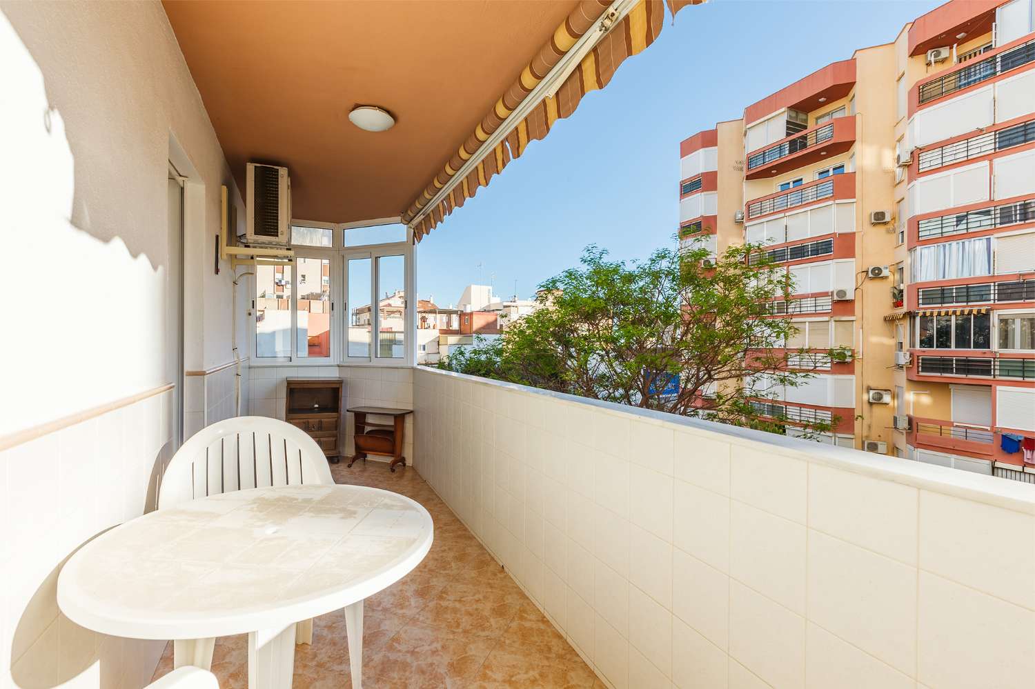 Apartmán v pronájmu in Paseo Marítimo de Levante (Torre del Mar)