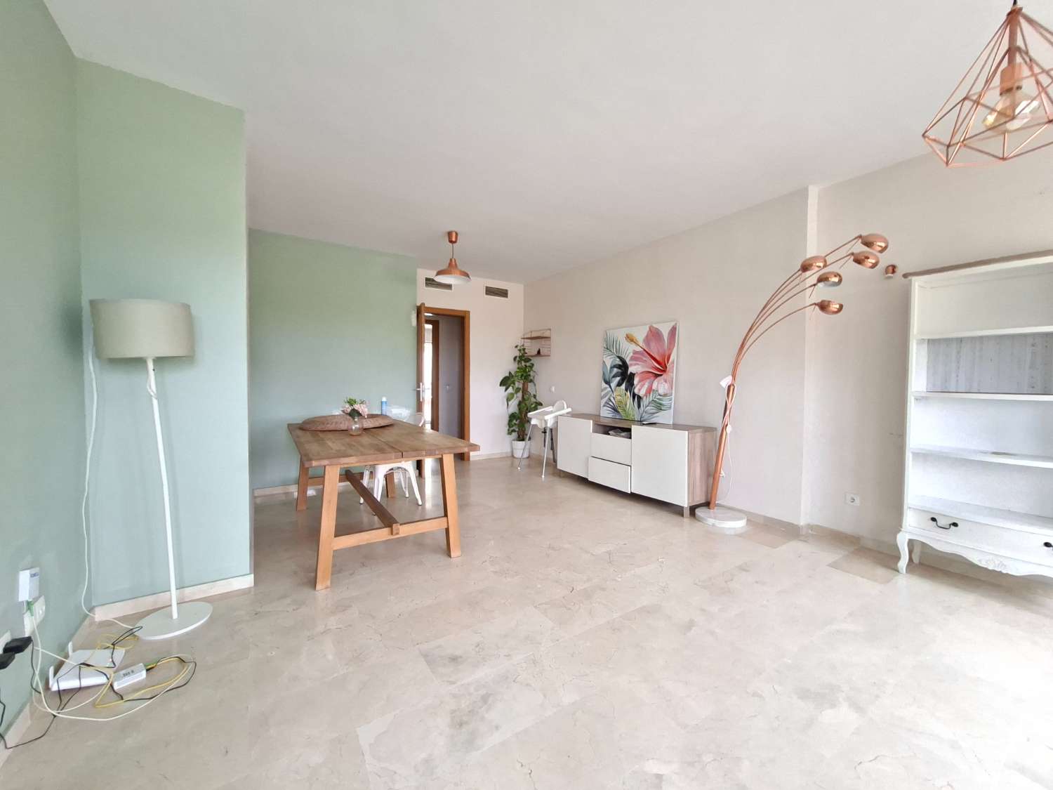 Piso de 3 dormitorios 2 cuartos de banos en Baviera Golf