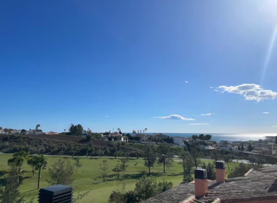 Piso de 3 dormitorios 2 cuartos de banos en Baviera Golf