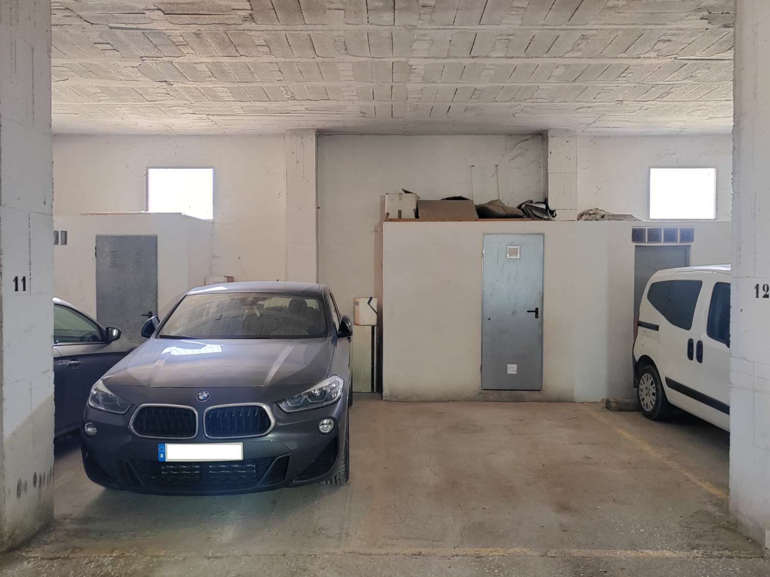 Logement spacieux rénové avec grand parking et possibilité de rangement