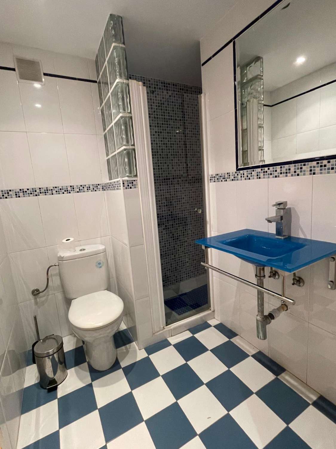 Piso en venta 4 dormitorios 2 baños en Málaga