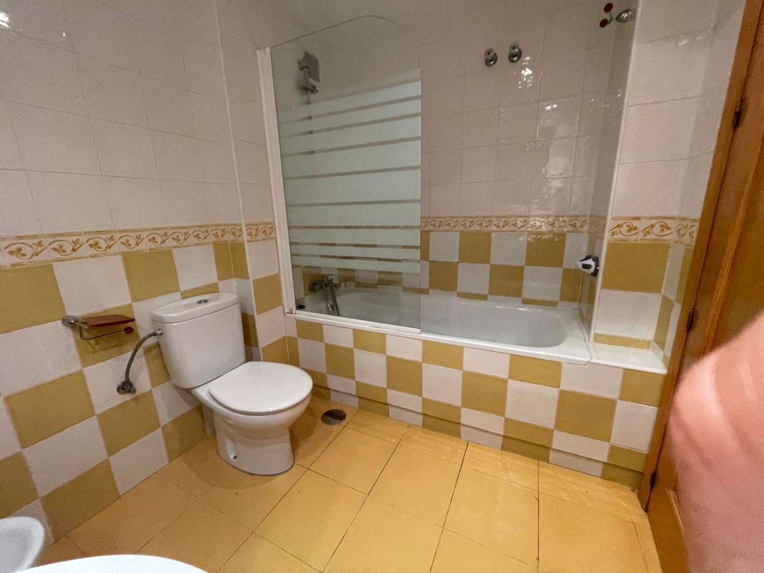 Piso en venta 4 dormitorios 2 baños en Málaga