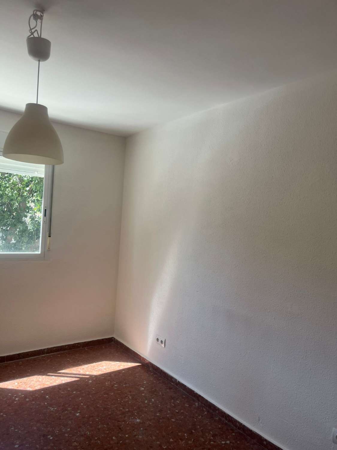 Piso en venta 4 dormitorios 2 baños en Málaga