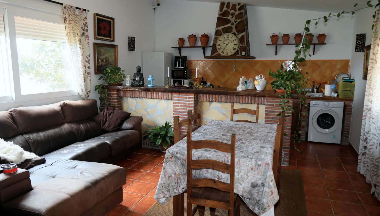 Woning te huur in Almáchar