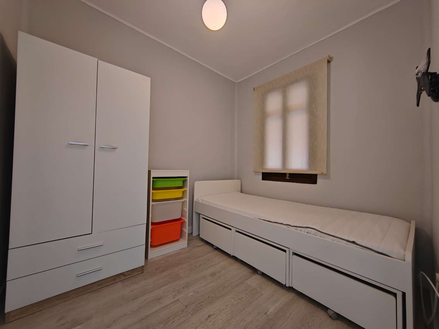 Flat te huur in Zona Hispanidad-Vivar Téllez (Vélez-Málaga)