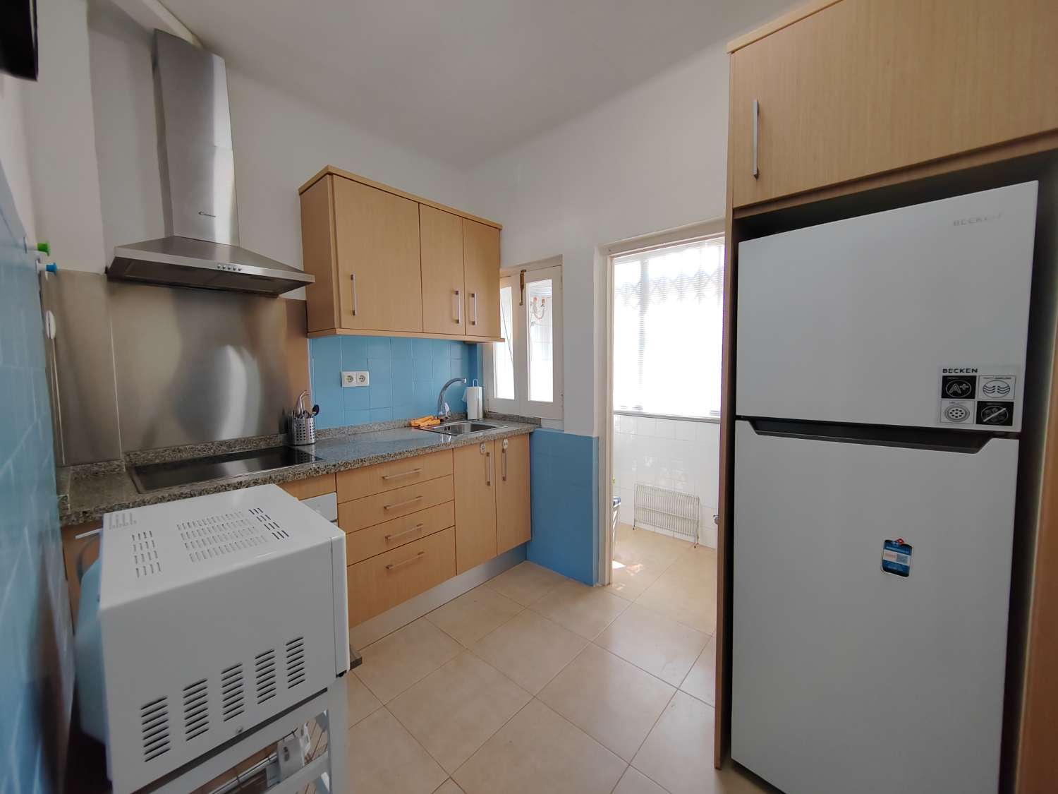 Flat te huur in Zona Hispanidad-Vivar Téllez (Vélez-Málaga)