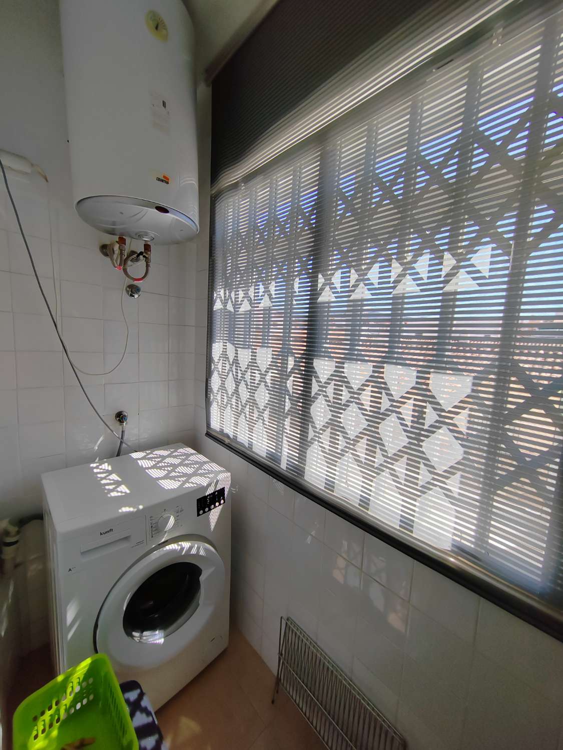 Flat te huur in Zona Hispanidad-Vivar Téllez (Vélez-Málaga)