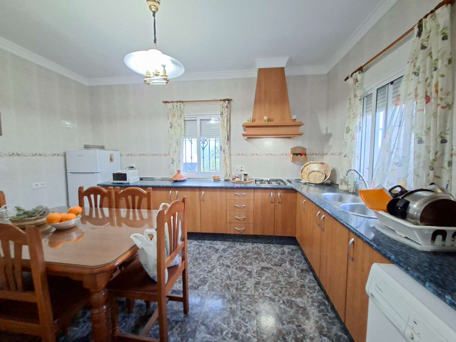 Casa 2 dormitorios con piscina  en  Viñuela