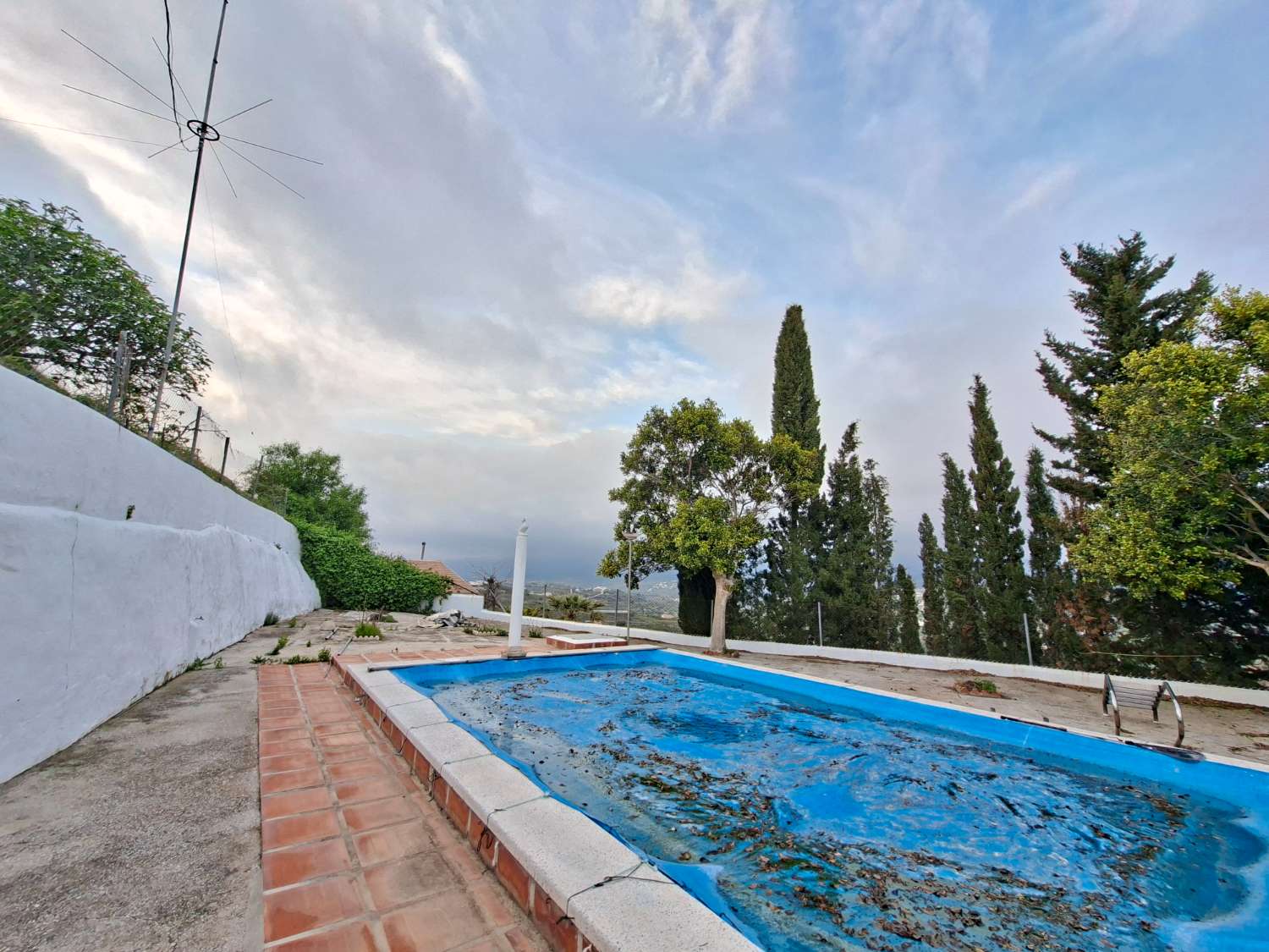 Casa 2 dormitorios con piscina  en  Viñuela