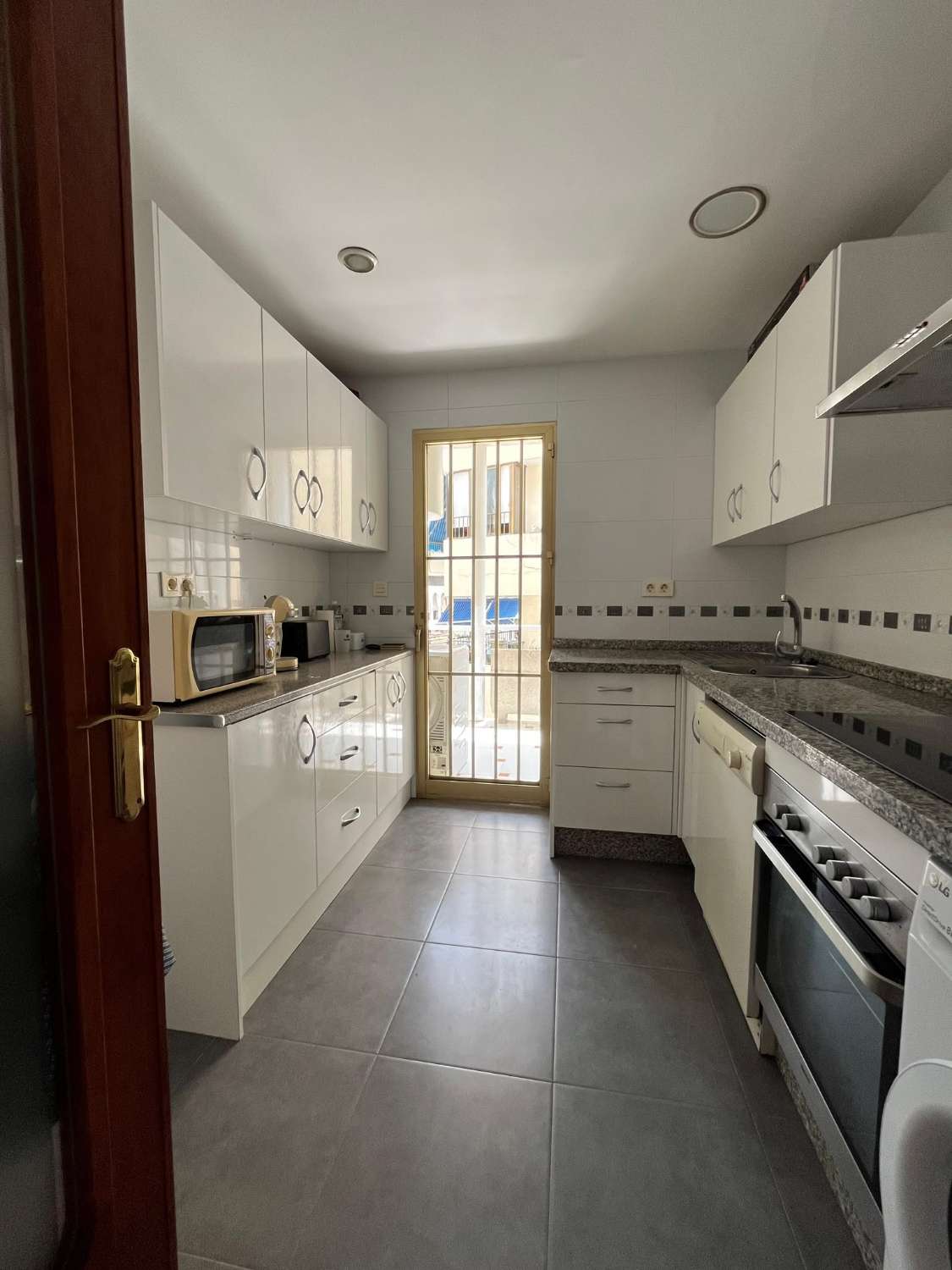 Piso en venta de 2 dormitorios en Almuñecar