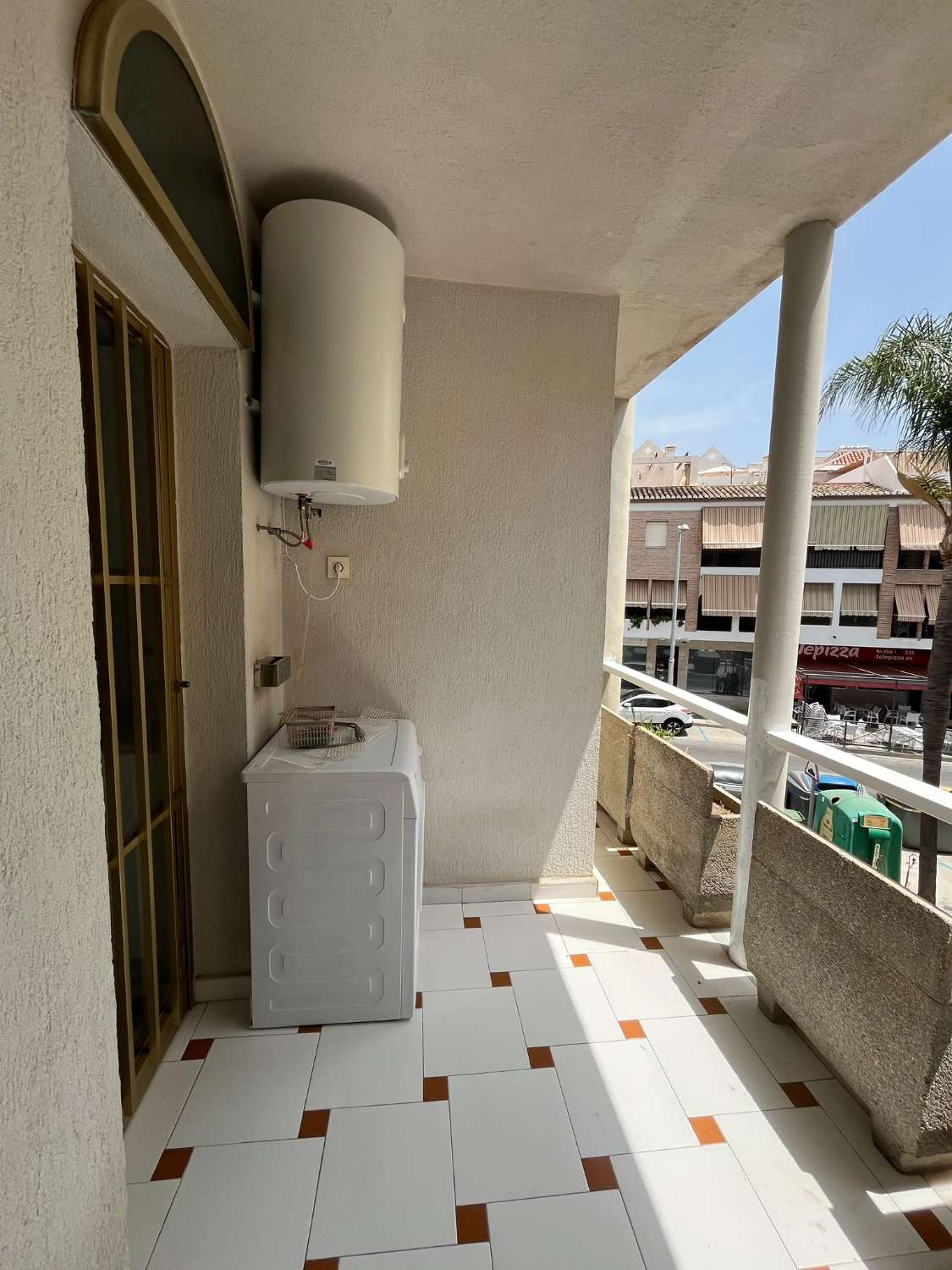 Piso en venta de 2 dormitorios en Almuñecar